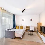 Apartment Jad Premium Kasper Coresi *