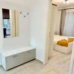 Jad Premium Kasper Coresi Apartment