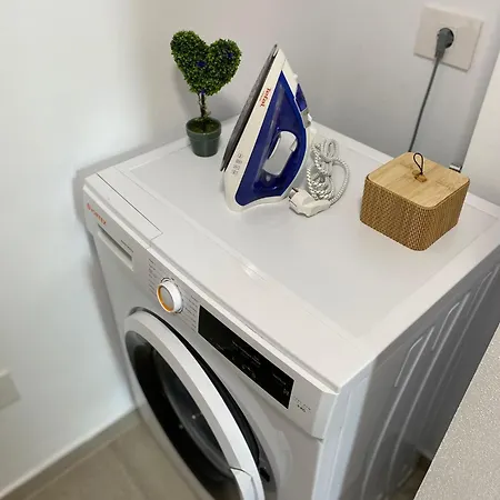 Jad - Luxury 3 & 2 In Kasper, Near Coresi Mall * Braszów