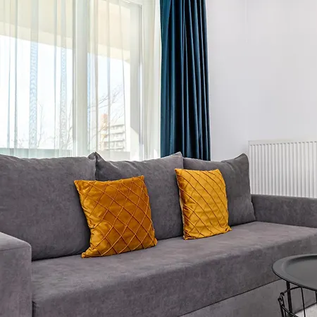 Jad - Luxury 3 & 2 In Kasper, Near Coresi Mall Apartament Braszów