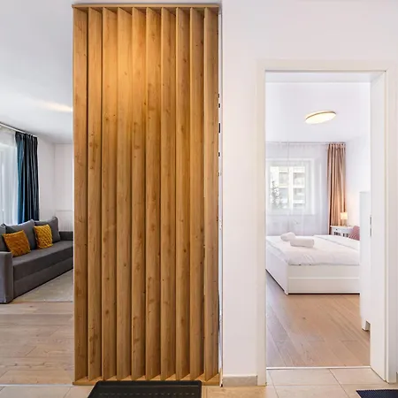 Apartament Jad - Luxury 3 & 2 In Kasper, Near Coresi Mall