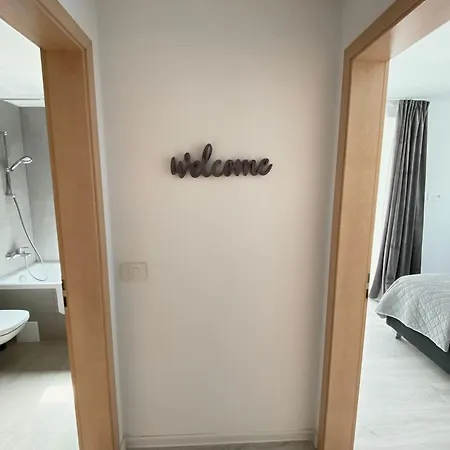 Jad - Luxury 3 & 2 In Kasper, Near Coresi Mall Apartament