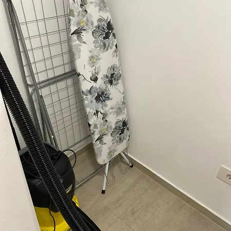 Jad Kasper Coresi Apartment *
