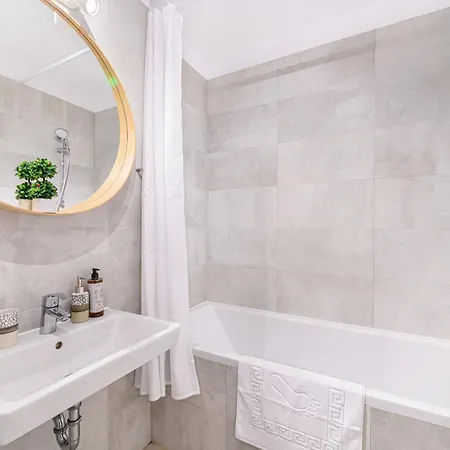 Jad - Luxury 3 & 2 In Kasper, Near Coresi Mall * Braszów