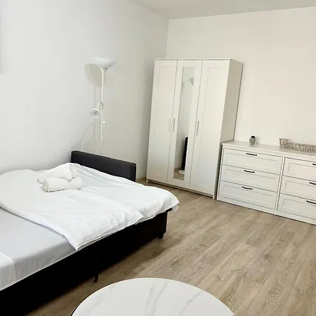Jad - Luxury 3 & 2 In Kasper, Near Coresi Mall Apartament