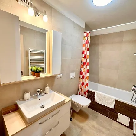 Apartament Jad - Luxury 3 & 2 In Kasper, Near Coresi Mall Braszów