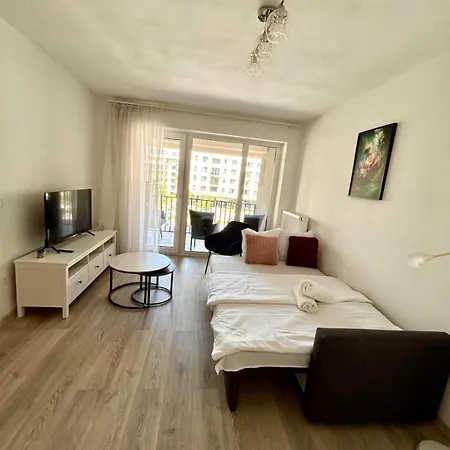 Jad - Luxury 3 & 2 In Kasper, Near Coresi Mall Apartment Brasov