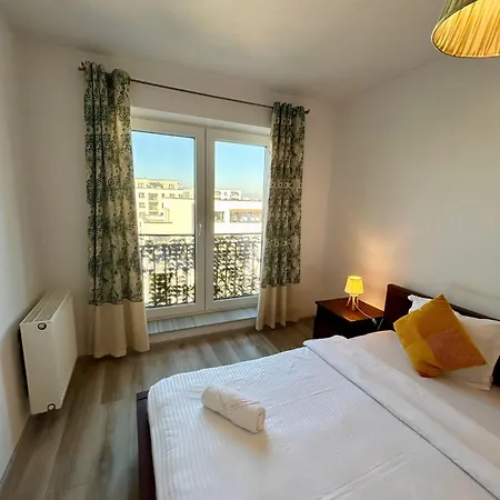 Jad - Luxury 3 & 2 In Kasper, Near Coresi Mall Apartament Braszów