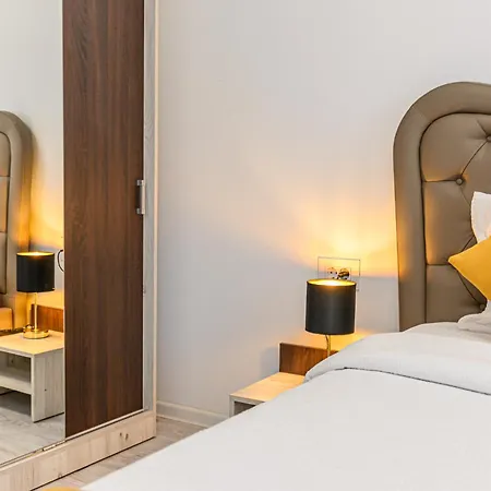 Jad Kasper Coresi Apartment