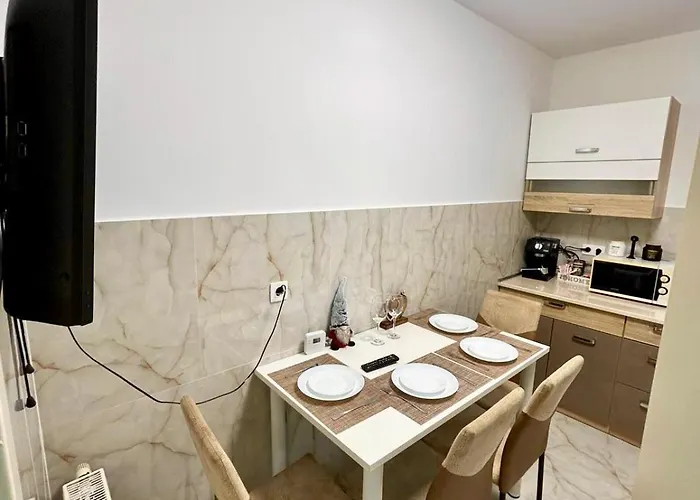 Jad Premium Apartaments Kasper Coresi *