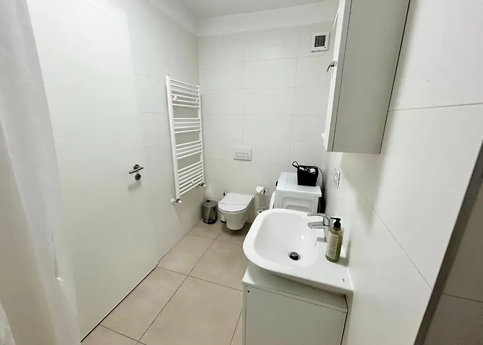 Jad Premium Apartaments Kasper Coresi Apartamento *